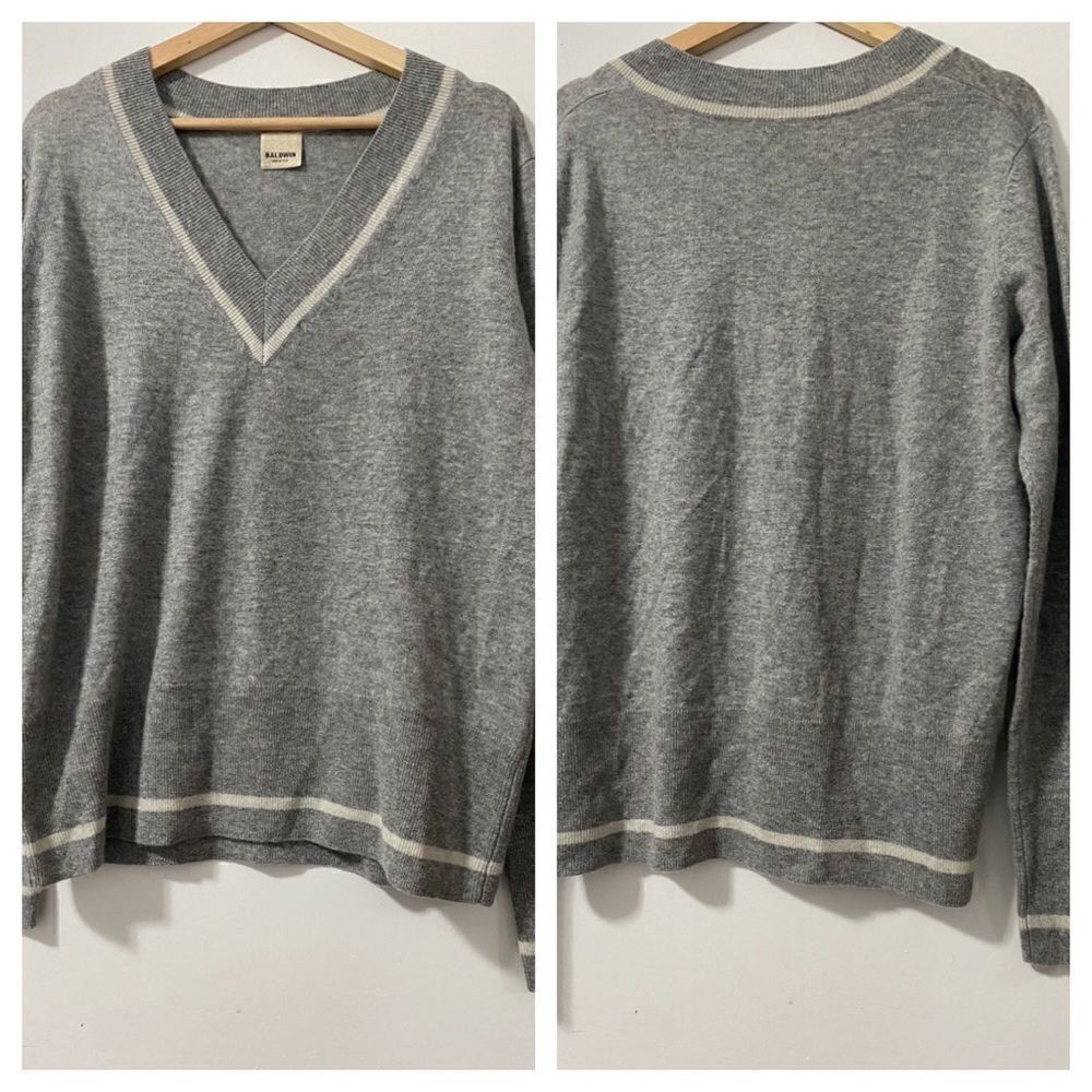 Baldwin cashmere gray sweater Size M